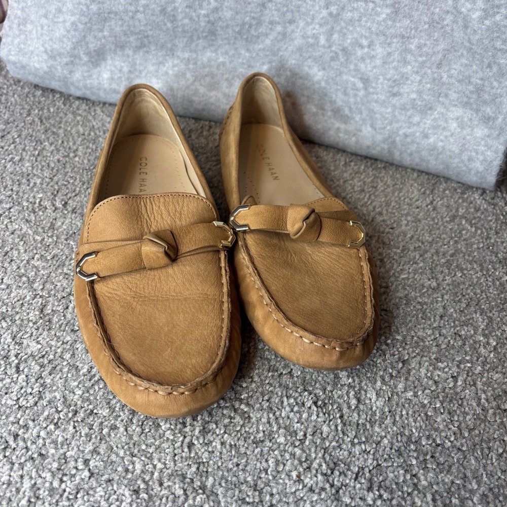 Cole Haan Driver Loafers Womens 9B Tan Leather W22636‎ Knotted Gold Hardware